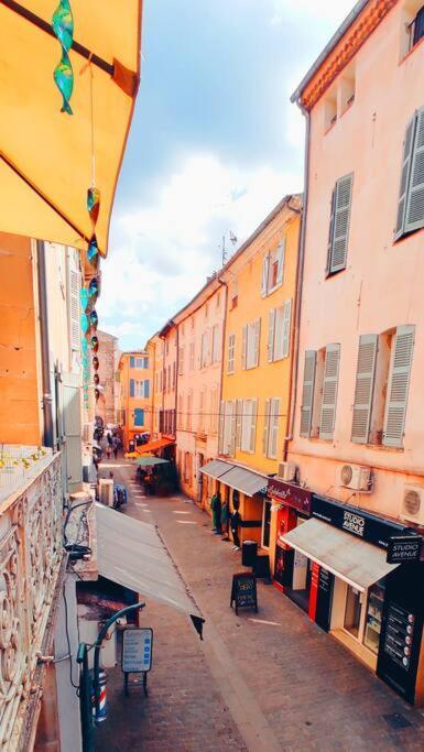Grand Appartement Cosy Lumineux Saint-Maximin Esterno foto